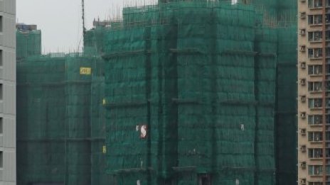 Един от най-горещите имотни пазари в света се охлажда за втори пореден месец