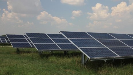 ACWA Power продаде най-голямата единична фотоволтаична централа в България