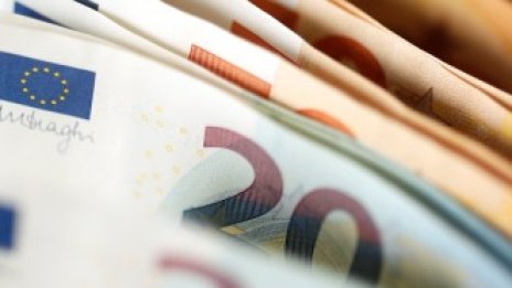 ЕК одобри отпускането на транш от близо 1 млрд. евро за Гърция