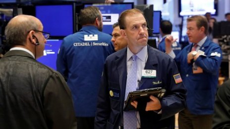 Поевтиняването на Facebook и Netflix поведе надолу Nasdaq*
