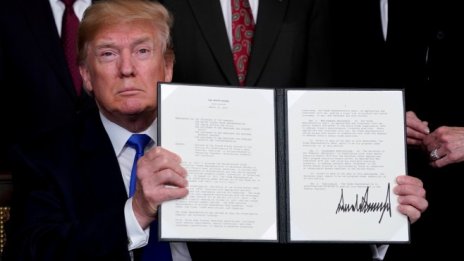 САЩ подготвят 39 млрд. долара помощ за отраслите, засегнати от търговската война