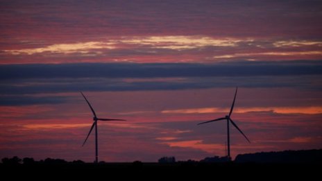 КЗК установи злоупотреби на НЕК на пазара за зелена енергия