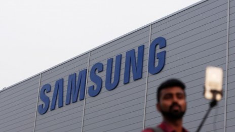 Мобилният бизнес попари резултатите на Samsung 
