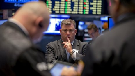 Спадовете на Wall Street показват, че Тръмп е разочаровал инвеститорите*