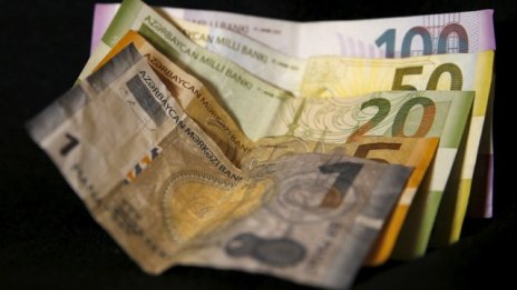 Азербайджан наложи ограничения върху отлива на чуждестранна валута