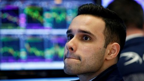 Индексите на Wall Street се понижиха заради сагата около Huawei
