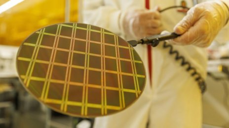 САЩ изостават с амбициозния си план за производството на чипове