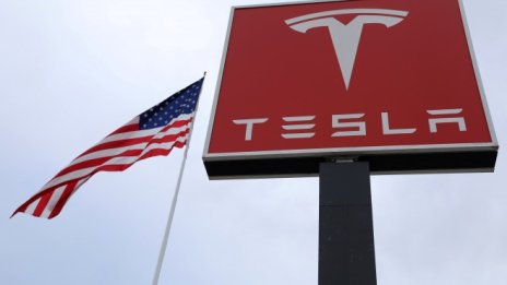 Tesla шокира с по-висока от очакваното загуба