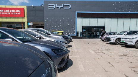 Печалбата на китайската BYD расте с над 200% през първото полугодие