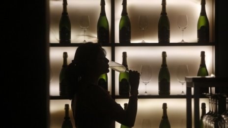 Могат ли винопроизводителите да експериментират с износ към Индия?