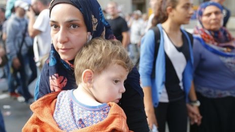 Б. Ноев: Бежанските потоци застрашават националната сигурност на България