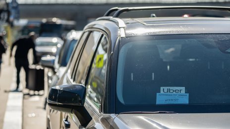 Uber навлиза в седем нови европейски страни с услугата си за доставка на храни