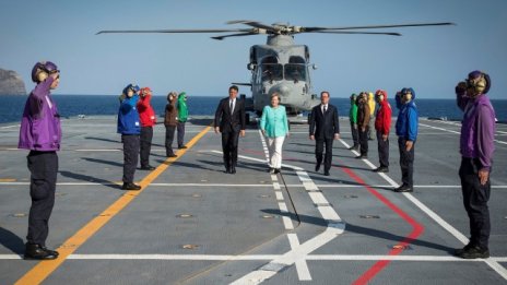 Краят на лятото за ЕС – нов тен и стари кризи