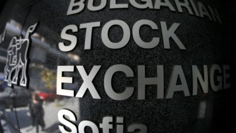 SOFIX отстъпи с 0,6%, като само BGREIT затвори с ръст
