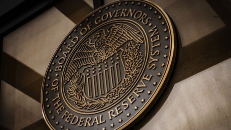 Фед: Умерен растеж на икономиката въпреки инфлацията и войната