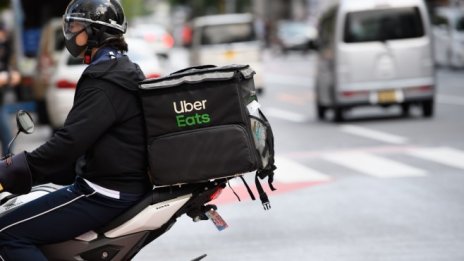 Uber и FastAF си партнират за незабавни доставки за до 30 минути