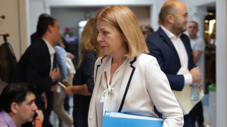 Фандъкова: Не позволихме големите кризи да станат кризи на София