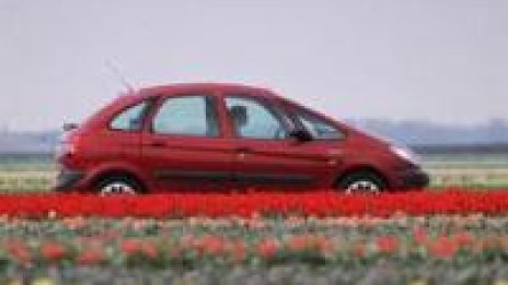 PSA Peugeot Citroen разочарова с резултатите си, акциите губят близо 5%