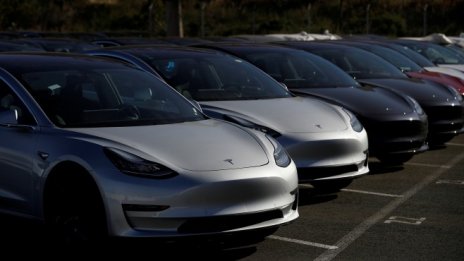 Model 3 на Tesla получи максимална оценка 5 звезди за безопасност