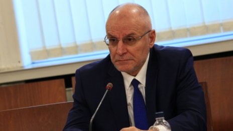 Димитър Радев: Преходът към еврото ще протече гладкo