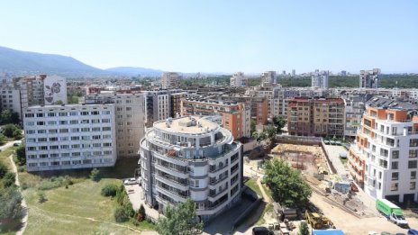 "Надбягването" между купувачите - силен фактор за поскъпването на имотите у нас