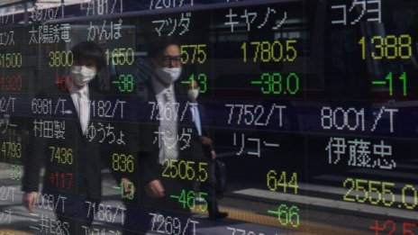 Hang Seng поведе ръстовете в Азия с повишение от близо 2%