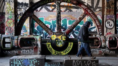 Българите продължават да са най-застрашени от бедност в Европейския съюз