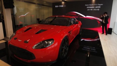 Собственикът на Aston Martin преговаря с нови инвеститори