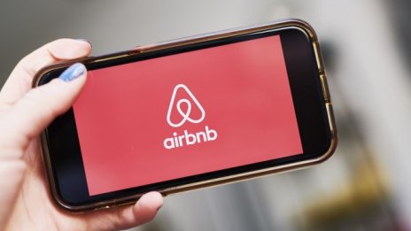 Листването на Airbnb все пак може да се случи тази година