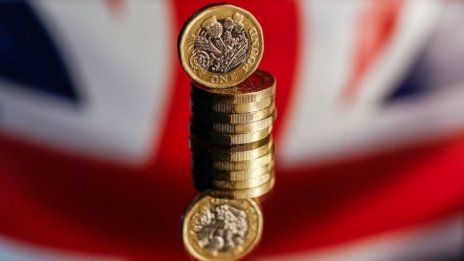 Кейнс се завръща след десетилетия фискален и пазарен фундаментализъм