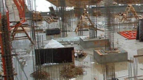 Още един британски фонд обмисля спасителни сценарии за имотите си у нас