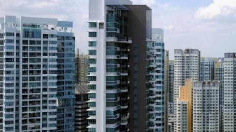 Спадът на имотния пазар разтърсва икономиката на Азия