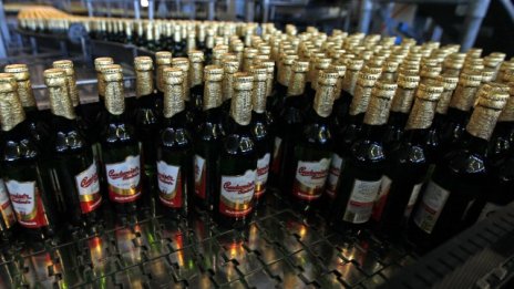 Budweiser жъне успехи в Русия, но не и в САЩ