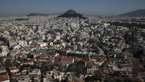 Гърция удължава ограниченията за международните полети до 19 април