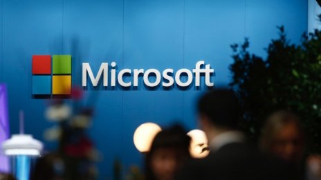 Microsoft обмисля второто по големина в историята си придобиване