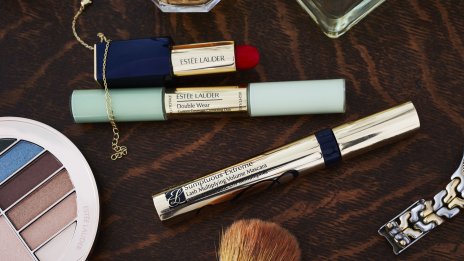 Estée Lauder отново сви прогнозите за фискалната година заради пазара в Китай