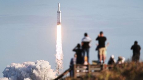 SpaceX вече позволява онлайн резервация