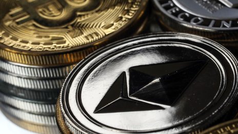 Борсово търгуваните фондове за етера привлякоха нетно 100 млн. долара при дебюта си