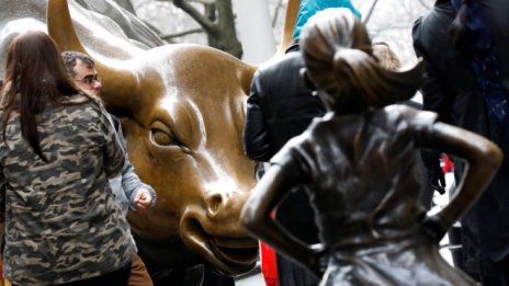 Wall Street остава стабилен въпреки опасенията от търговска война*