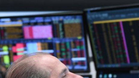 Нарастващото напрежение между САЩ и Китай оцвети европейските борси в червено