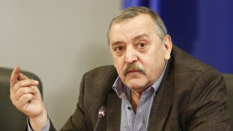 Т. Кантарджиев: Епидемията от коронавируса в България вече е два пъти по-слаба 