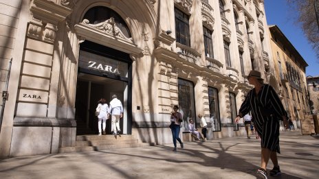 Крадците успяват да измамят новата система срещу кражби на Zara... засега
