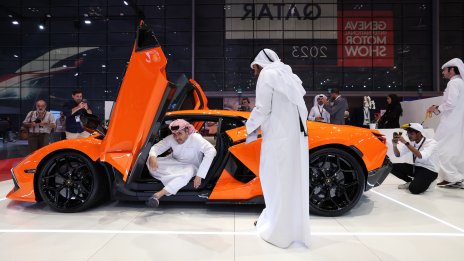 Хибридите превзеха и света на суперавтомобилите