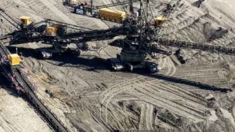 Вучич: Сърбия няма да се откаже скоро от въглищните си централи