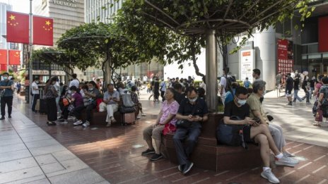 Китайските медици са поставили над 2,2 млрд. дози ваксина срещу COVID-19