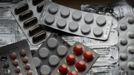 Ръстът на продажбите на дребно се забавя до 6-месечно дъно 