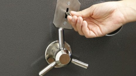 Разликите в доходите между старите и новите страни в ЕС устойчиво намаляват