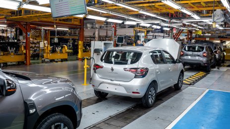 Geely ще произвежда автомобили в завод на Renault в Бразилия