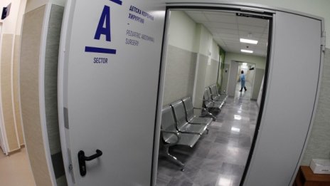 Бягството на лекарите от България и Румъния