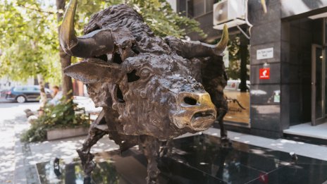 България планира да продаде доларови облигации за пръв път от над 20 години